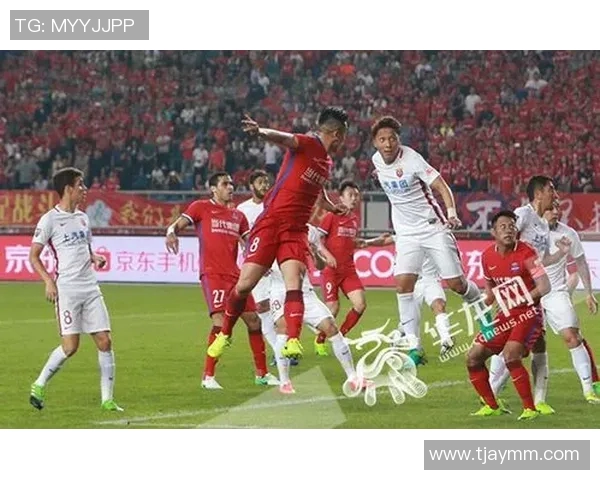 2019年中超精彩对决上港主场迎战重庆力帆全场回顾与精彩瞬间分析